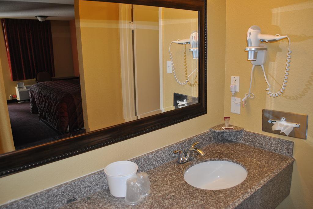 Executive Inn Brookshire Zimmer foto